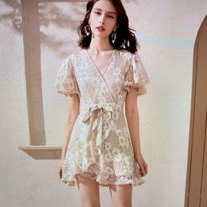 Flutter sleeve lace dress